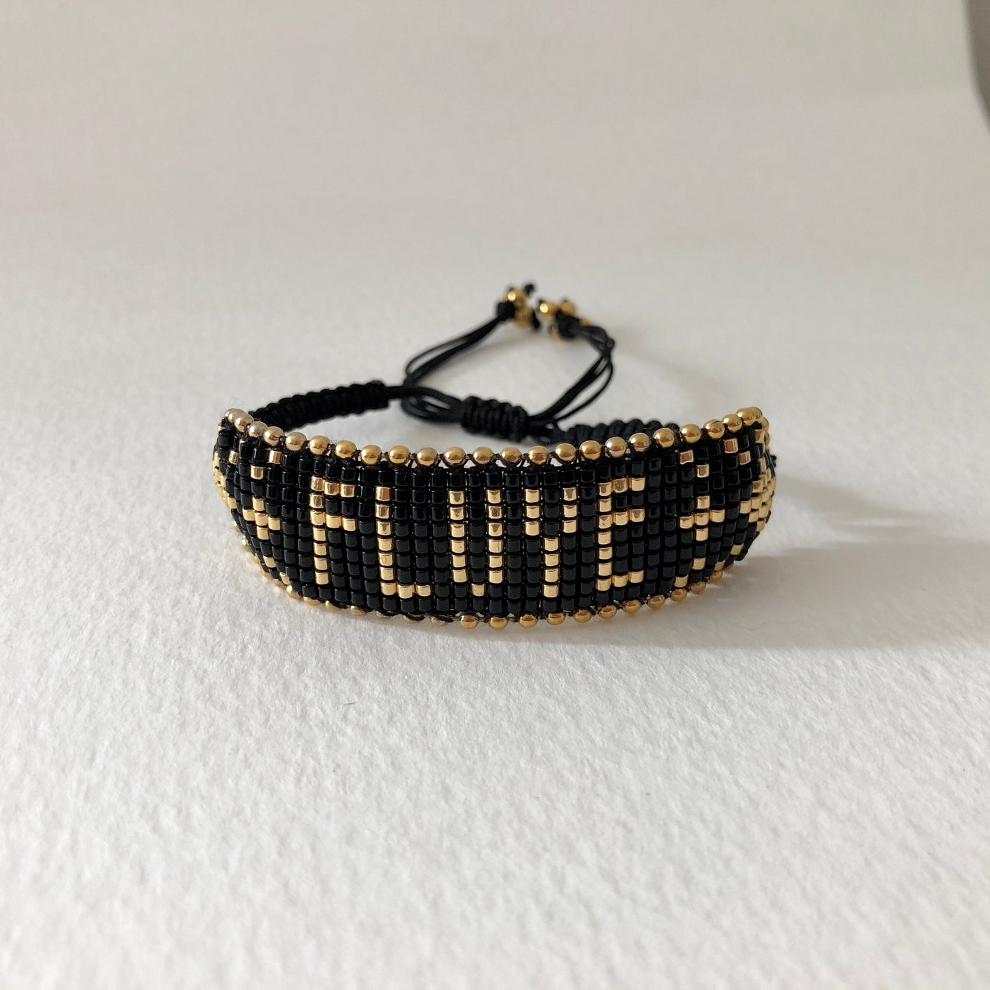 Pulsera Fluye